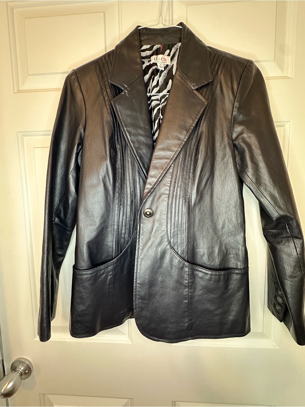 Denim&Co Women's Black Leather Blazer with Notch Lapel